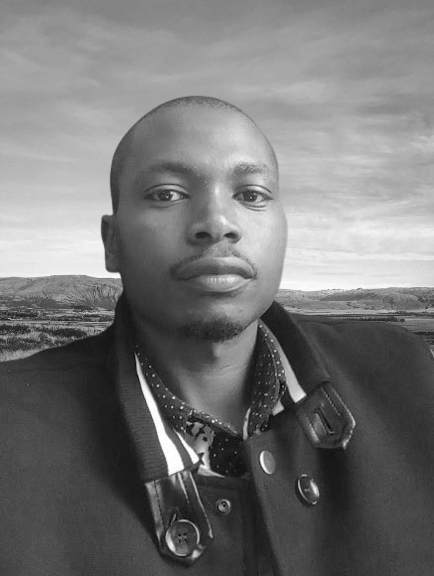 Moses M Maesya Justdiggit team